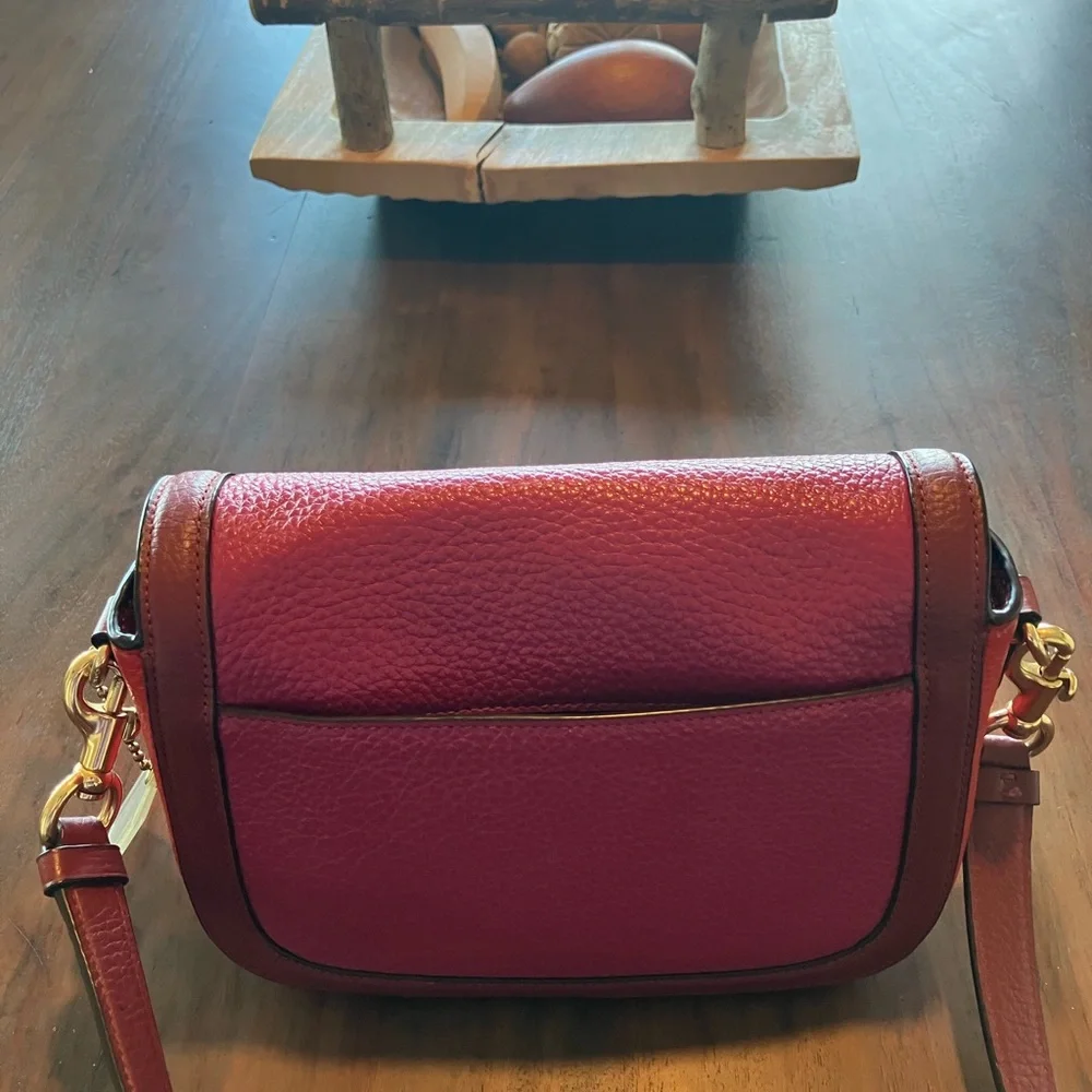 Coach Raspberry-Pink Pebbled Saddle BAG Leather Crossbody with Brown Trim - Picture 4 of 8